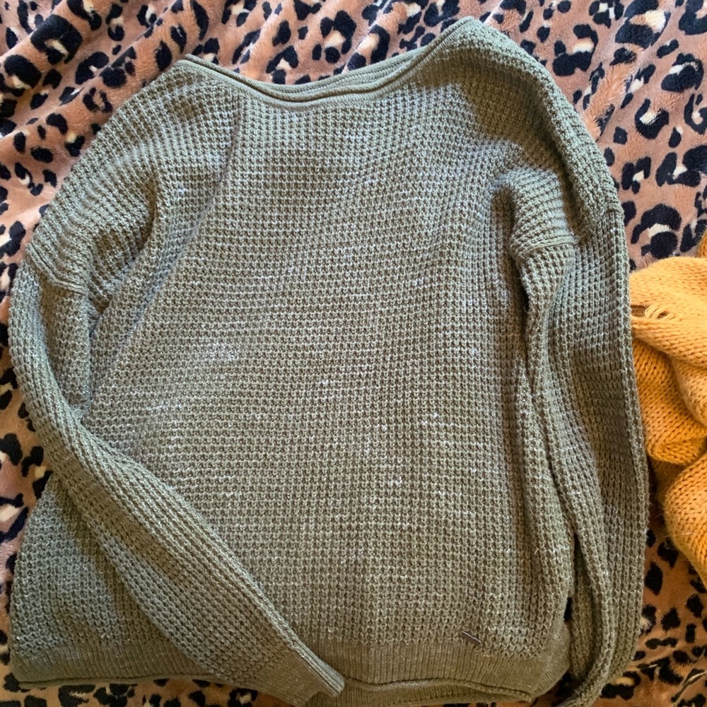 hollister sweater, nothing wrong with it
